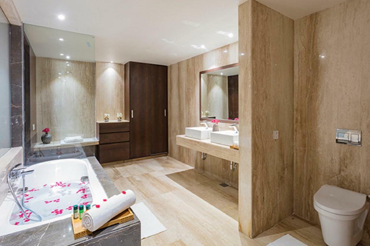 Binori A Boutique Hotel Ахмедабад Екстериор снимка